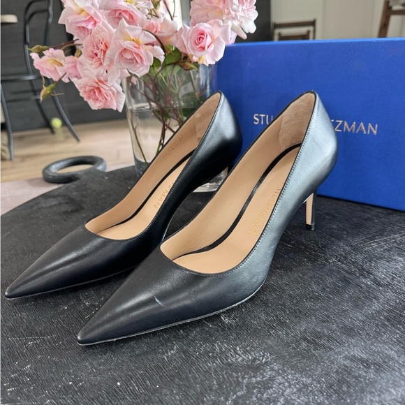 Stuart Weitzman Black Leather Pumps - Picture 1 of 9